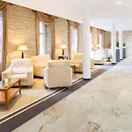 Novotel 4*