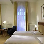Novotel فندق 4*