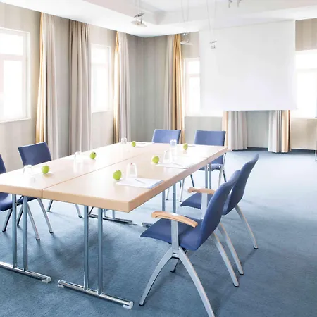 Отель Novotel 4*