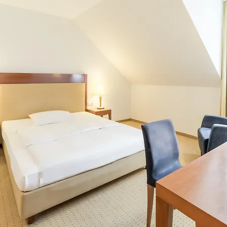 Novotel 4* هيلدسهايم