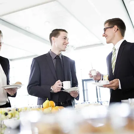 Отель Novotel 4*