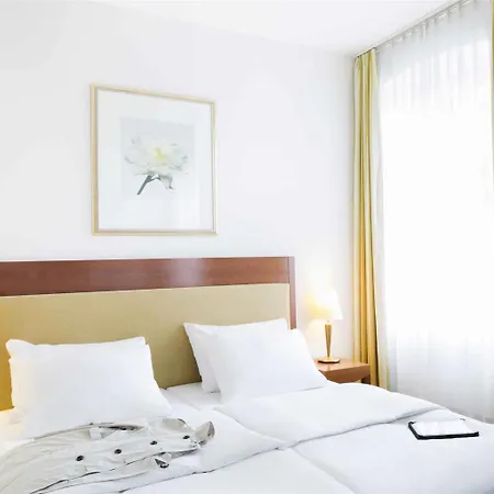 Novotel 4* הילדסהיים