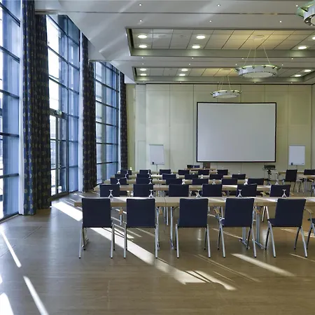 Отель Novotel