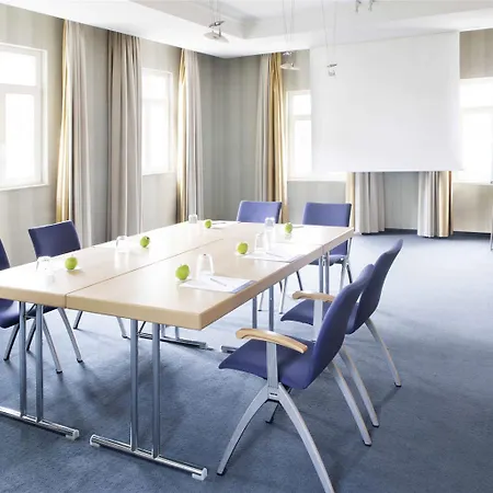 Отель Novotel 4*