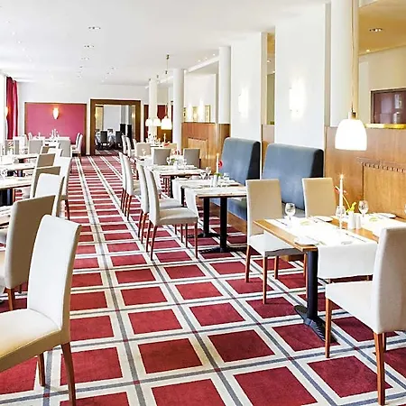 Novotel Hotel 4*